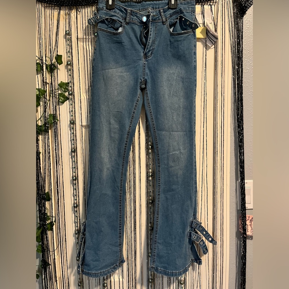 low rise boot cut Jeans